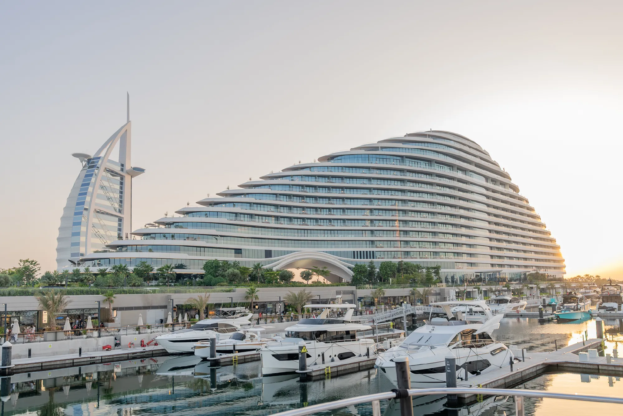 luxury yacht charter Dubai