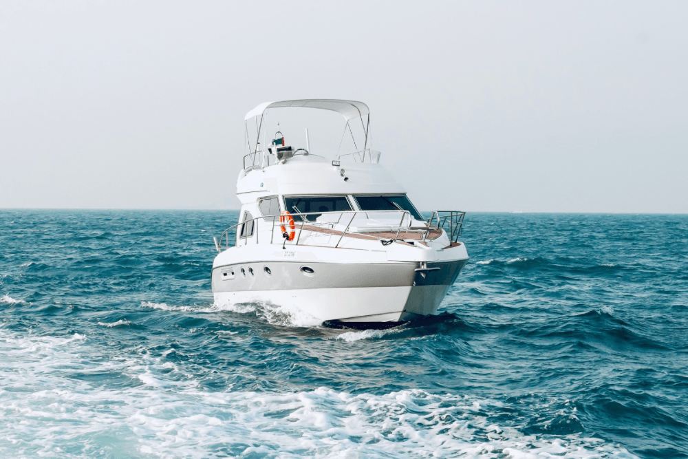 yacht rental Dubai